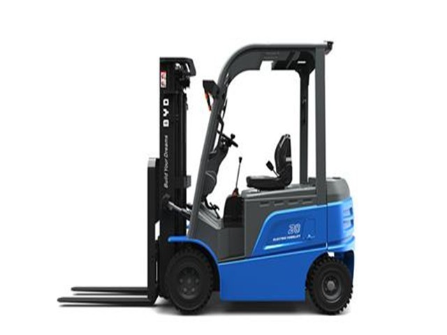 2.5噸比亞迪蓄電池鋰電平衡重式電動叉車 2.5噸比亞迪蓄電池鋰電平衡重式電動叉車